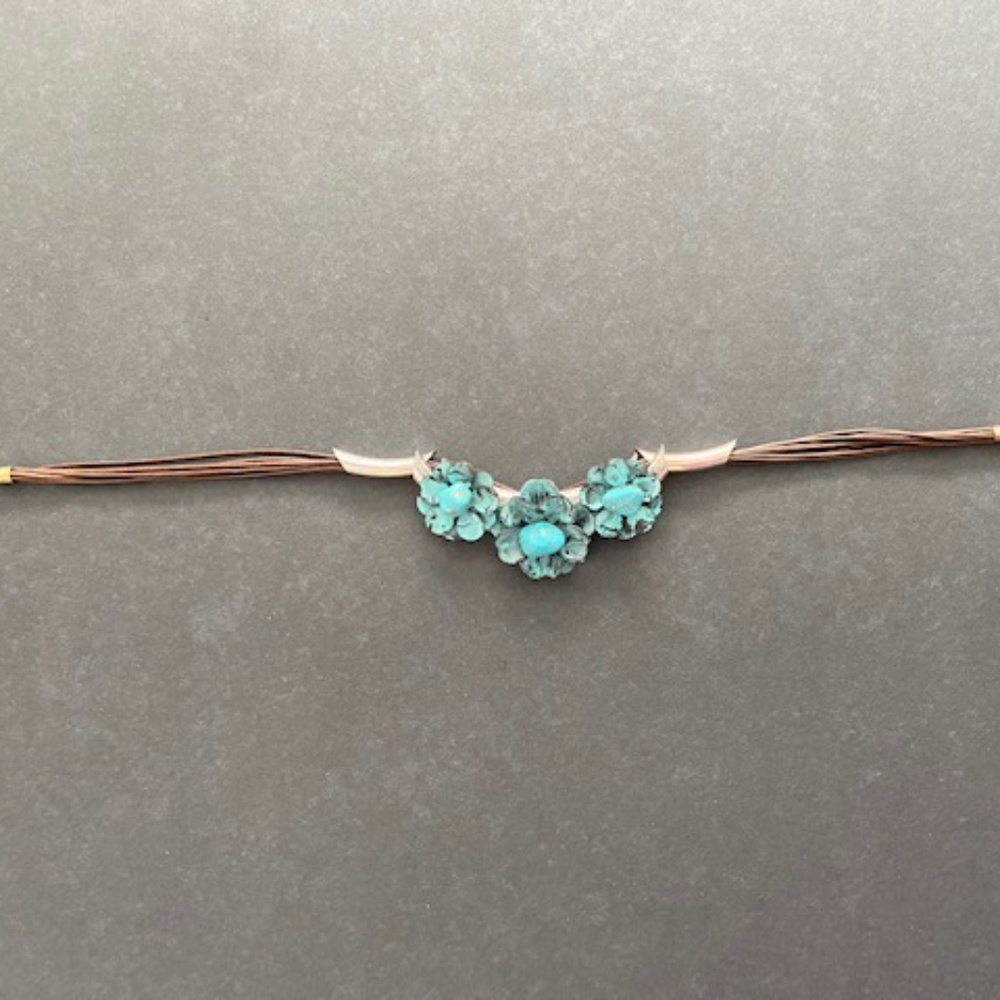 Hammered Metal & Stone Fashion Necklace - Picture 3 of 5